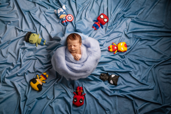 servizio fotografico neonati venezia - newborn con supereroi