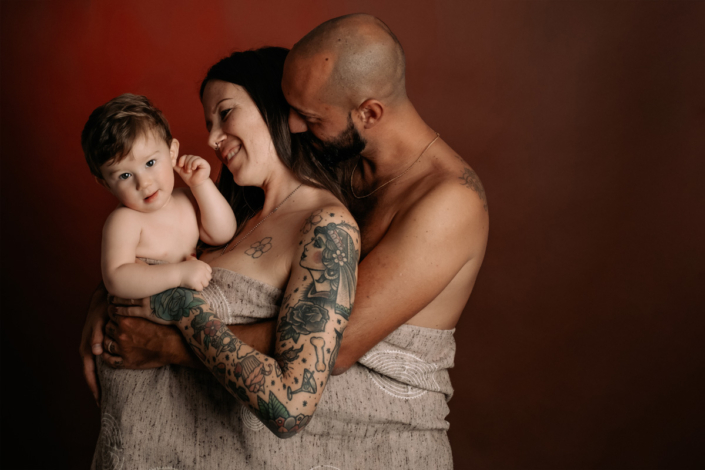 servizio fotografico sitter venezia - famiglia abbracciata